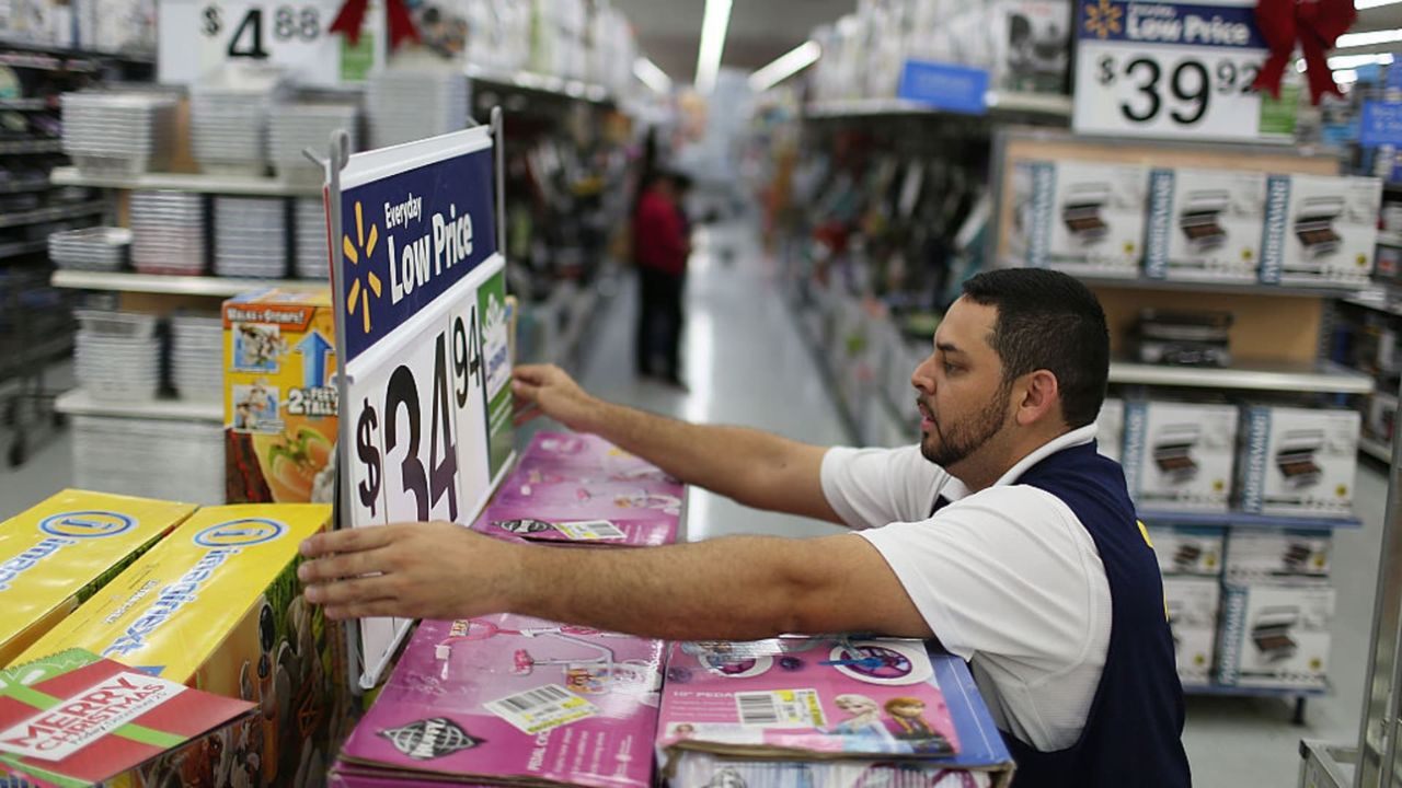 See Seasonal Jobs at Top Retail Stores
